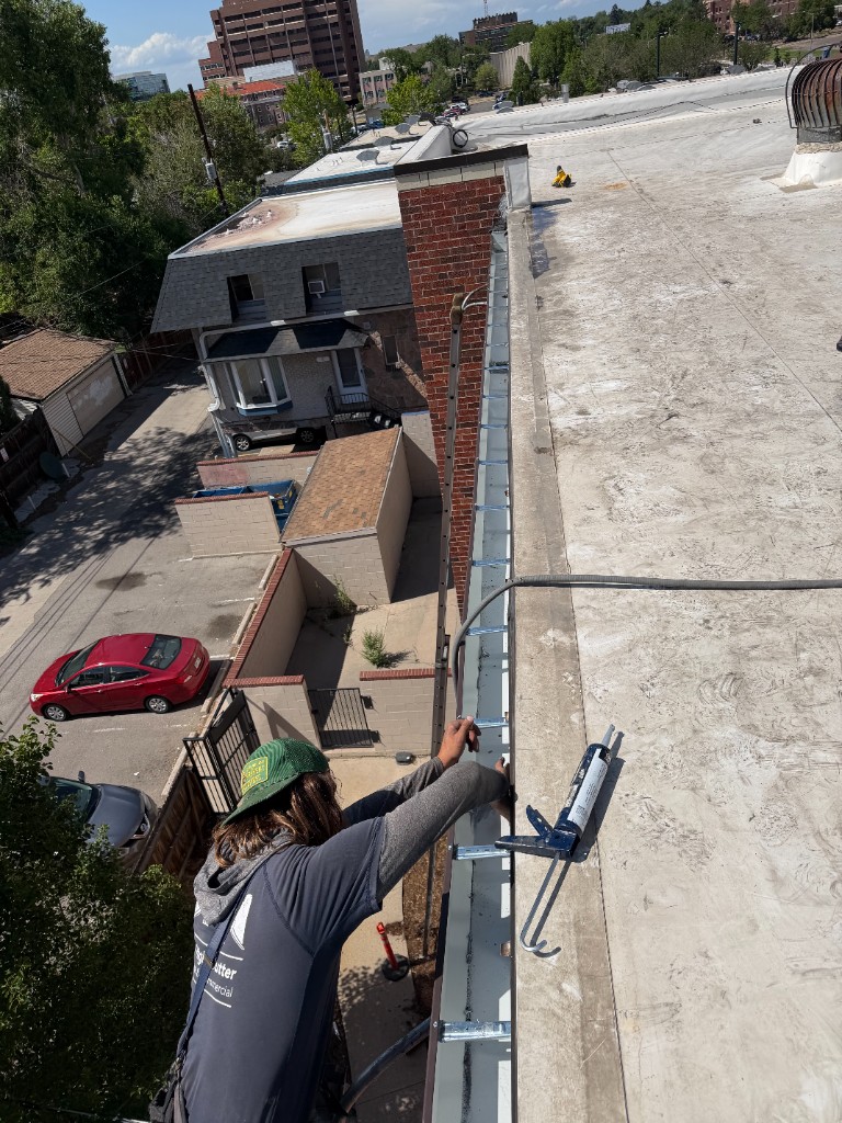 Commercial building roof system in the Denver metro